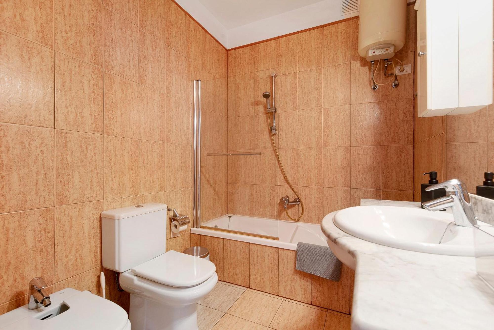 לה אורוטבה Apartamento Aka מראה חיצוני תמונה
